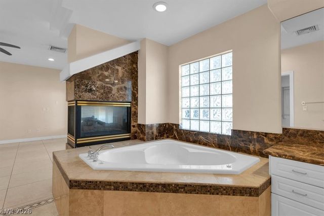 7956 Marbella Circle, Las Vegas, NV 89128