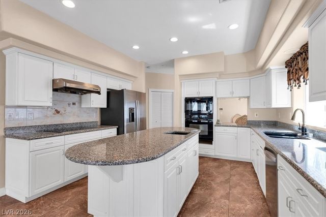 7956 Marbella Circle, Las Vegas, NV 89128