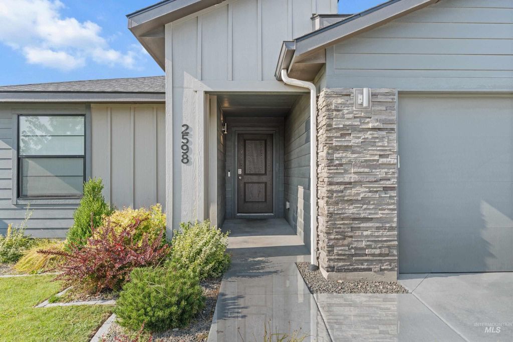 2598 W Balboa Dr, Kuna, ID 83634 photo 4
