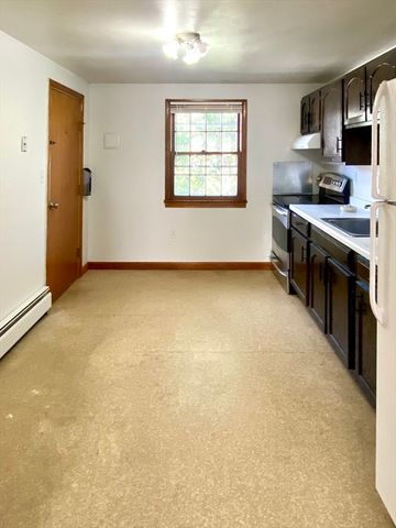 59 Commercial St 4, Marblehead, MA 01945