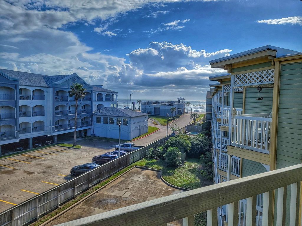 6300 Seawall Boulevard 3326, Galveston, TX 77551