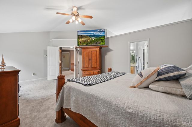 8592 Sunmont Drive, Anderson Twp, OH 45255