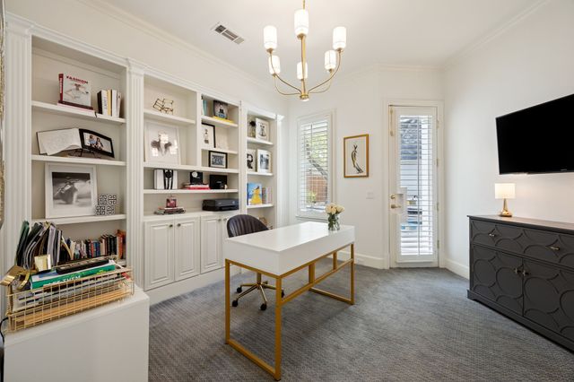 13 Downs Lake Circle, Dallas, TX 75230