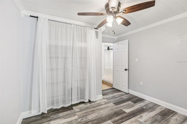 7017 MEADOWLAWN DRIVE N, St Petersburg, FL 33712