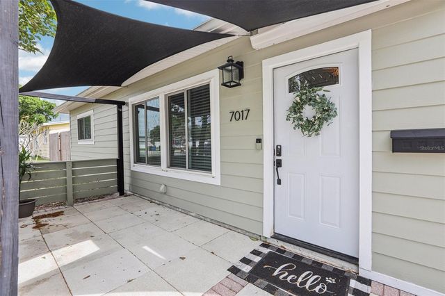 7017 MEADOWLAWN DRIVE N, St Petersburg, FL 33712
