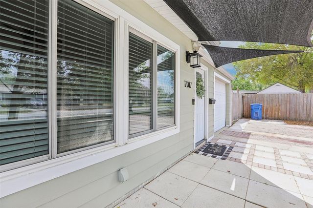 7017 MEADOWLAWN DRIVE N, St Petersburg, FL 33712