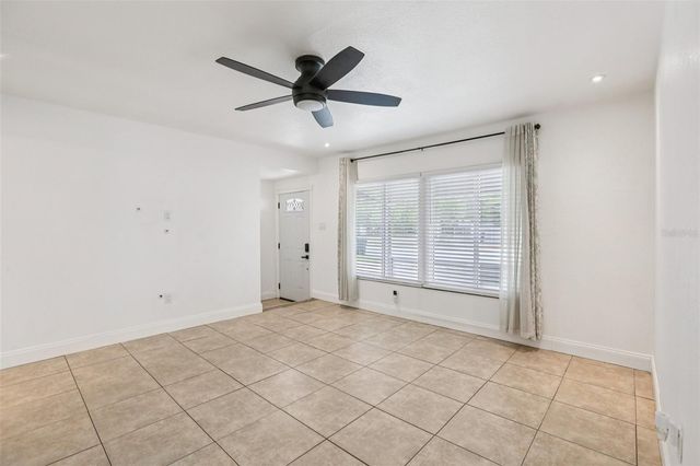 7017 MEADOWLAWN DRIVE N, St Petersburg, FL 33712