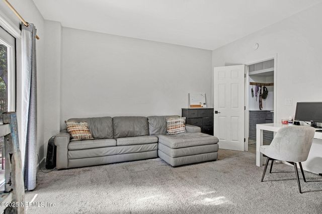 1542 CELLAR Circle, Jacksonville, FL 32225