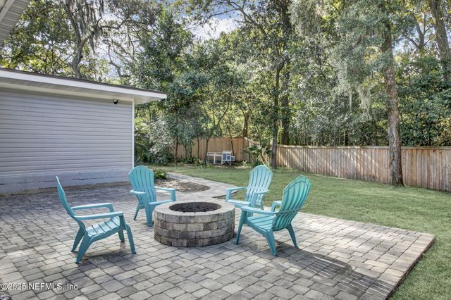 1542 CELLAR Circle, Jacksonville, FL 32225