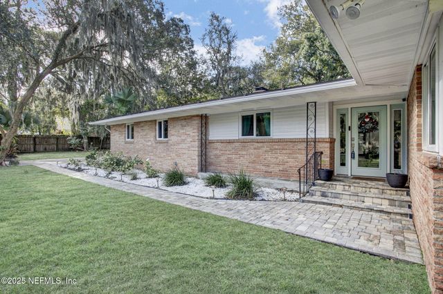 1542 CELLAR Circle, Jacksonville, FL 32225