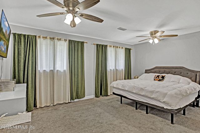 1542 CELLAR Circle, Jacksonville, FL 32225