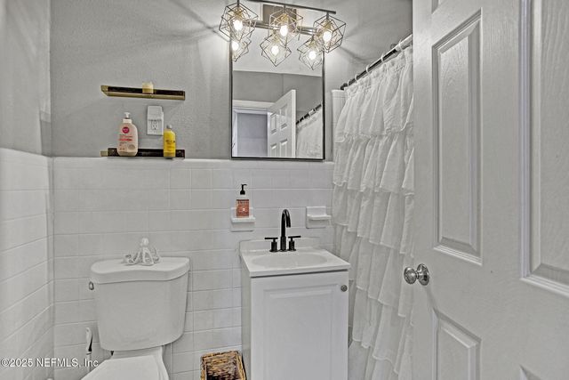 1542 CELLAR Circle, Jacksonville, FL 32225