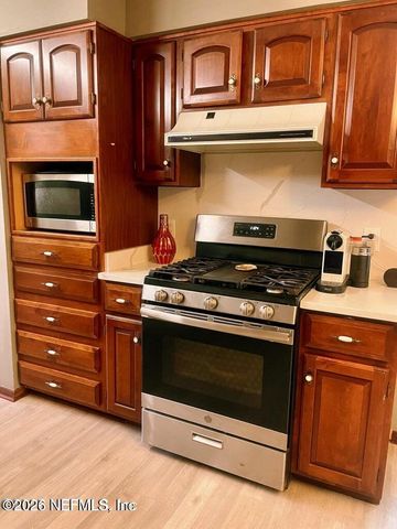 4355 FULTON Road N, Jacksonville, FL 32225