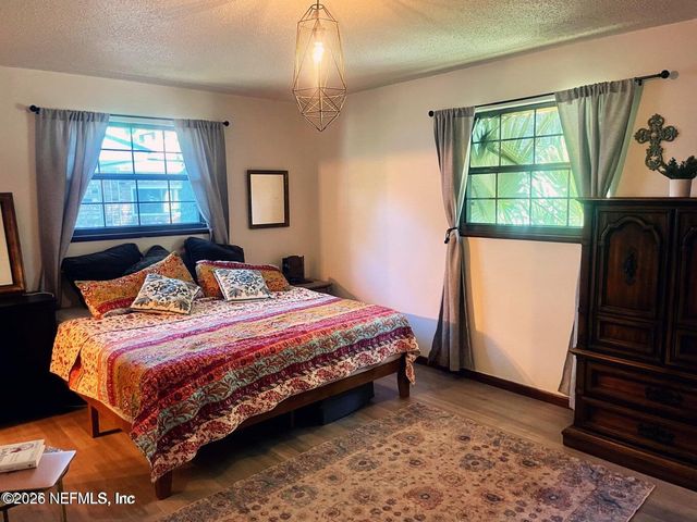 4355 FULTON Road N, Jacksonville, FL 32225