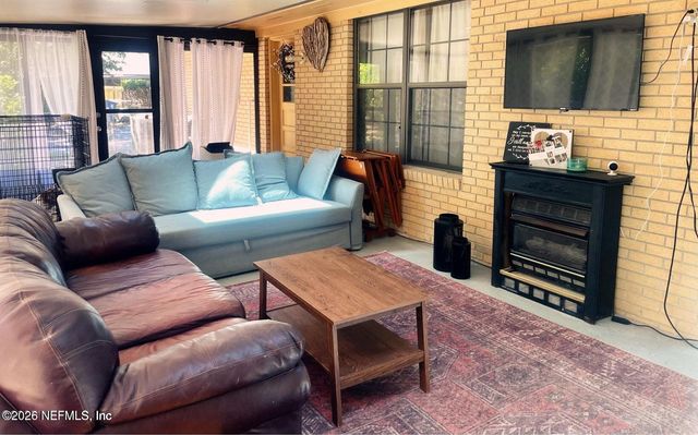 4355 FULTON Road N, Jacksonville, FL 32225