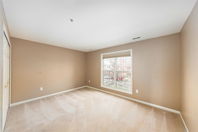 28235 Carlton Way Drive Bldg: 18, Novi, MI 48377