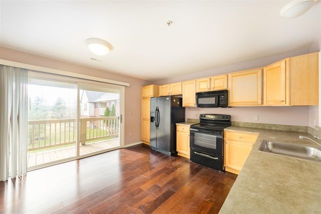 28235 Carlton Way Drive Bldg: 18, Novi, MI 48377