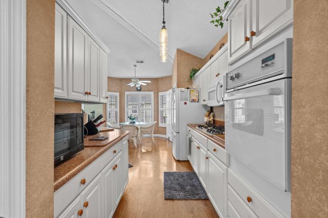 482 Shellbank Dr., Longs, SC 29568
