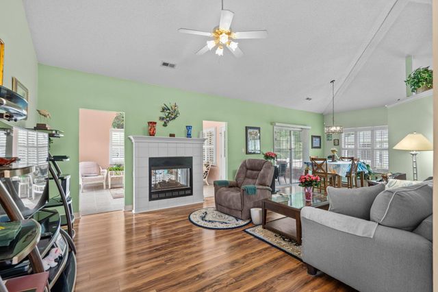 482 Shellbank Dr., Longs, SC 29568