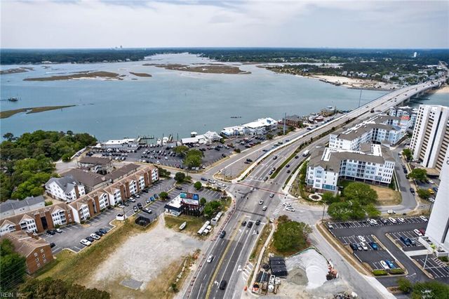 3288 Page Ave Apt 710, Virginia Beach, VA 23451