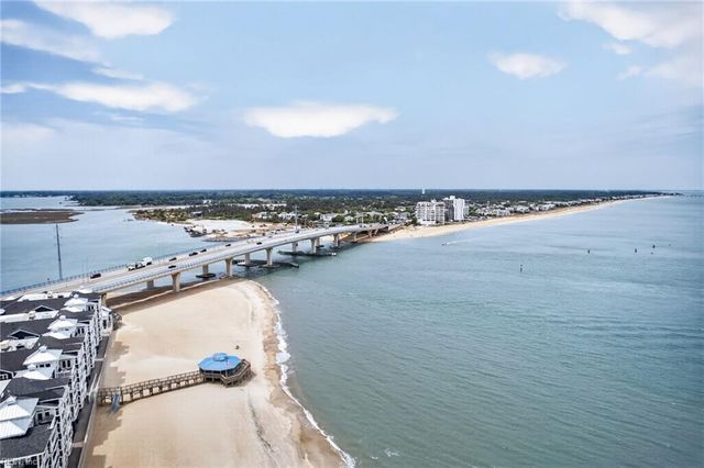 3288 Page Ave Apt 710, Virginia Beach, VA 23451