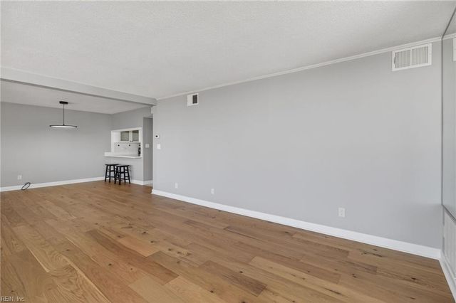 3288 Page Ave Apt 710, Virginia Beach, VA 23451