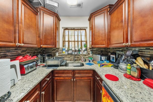 1503 Hiawatha Ave, Hillside Twp., NJ 07205