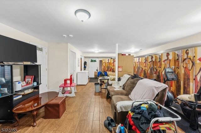 1503 Hiawatha Ave, Hillside Twp., NJ 07205