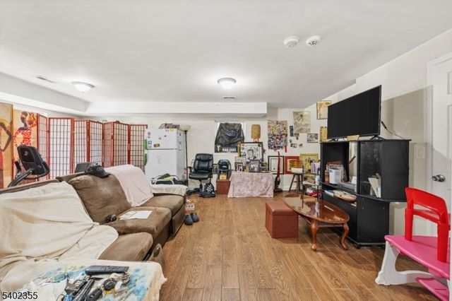 1503 Hiawatha Ave, Hillside Twp., NJ 07205