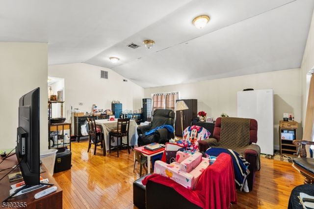 1503 Hiawatha Ave, Hillside Twp., NJ 07205