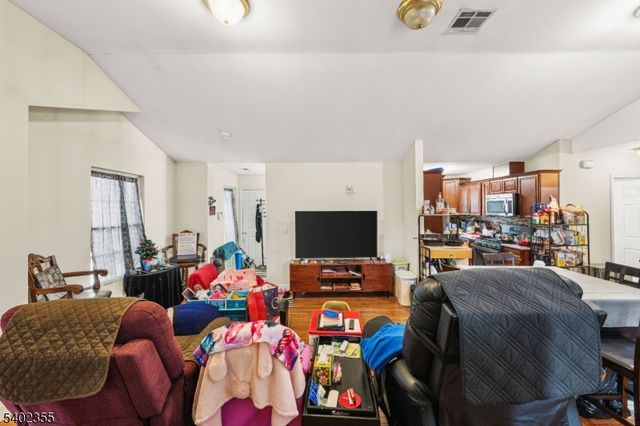 1503 Hiawatha Ave, Hillside Twp., NJ 07205