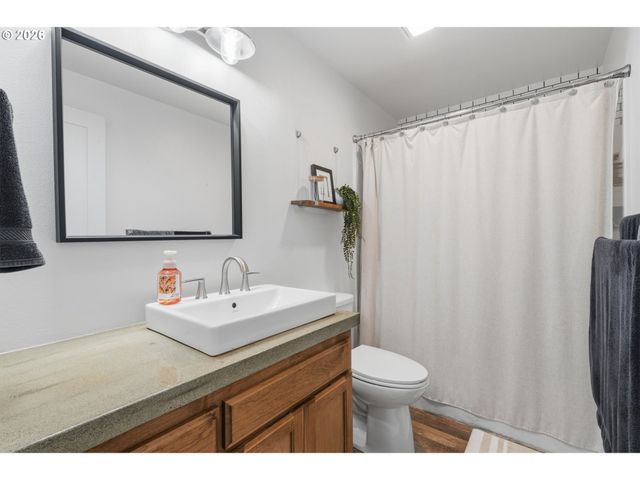 1267 GRANT St, Philomath, OR 97370