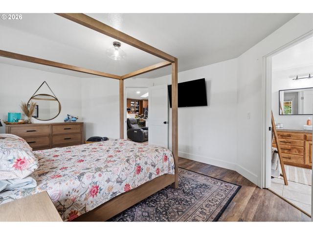 1267 GRANT St, Philomath, OR 97370