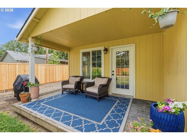 1267 GRANT St, Philomath, OR 97370