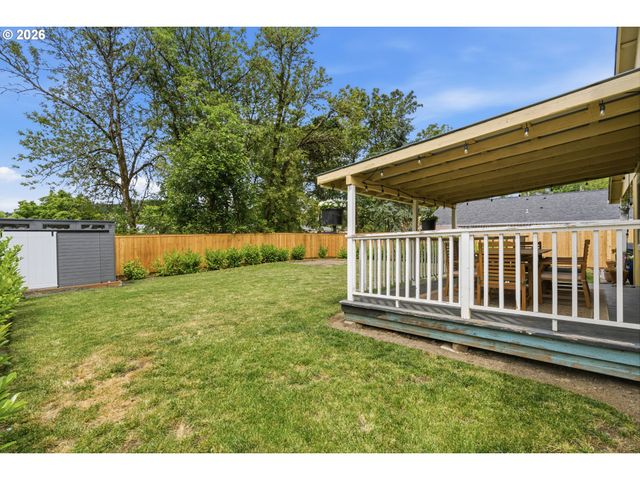 1267 GRANT St, Philomath, OR 97370
