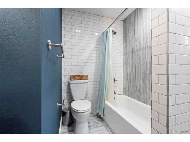 6927 Newcombe St, Arvada, CO 80004