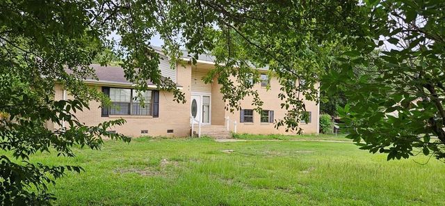 1638 Denton Road, Dothan, AL 36303