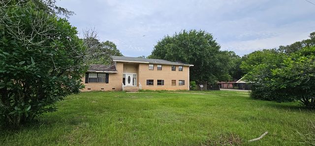 1638 Denton Road, Dothan, AL 36303