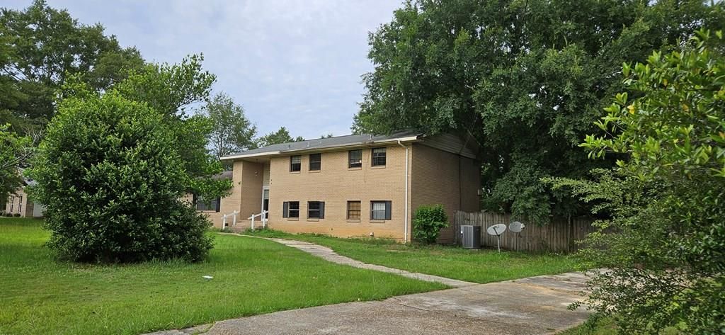 1638 Denton Road, Dothan, AL 36303