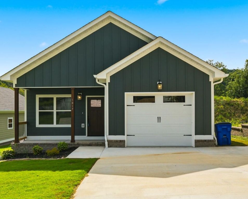 1017 Mccann Drive, SE, Cleveland, TN 37311
