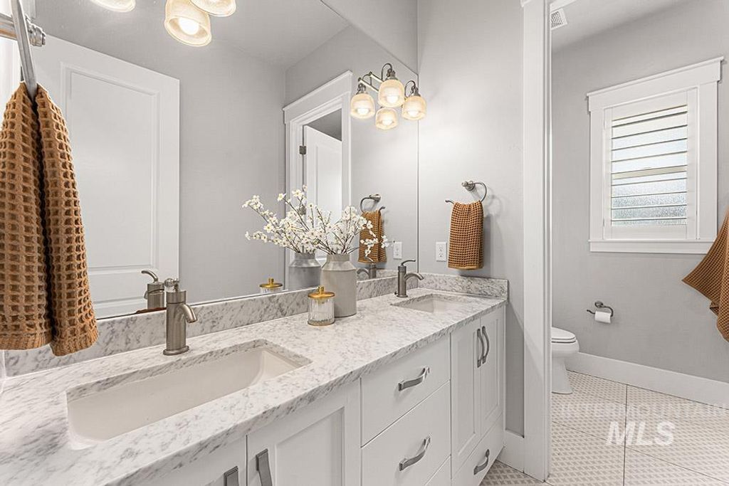 1102 N Lionbridge Ave, Eagle, ID 83616 photo 19