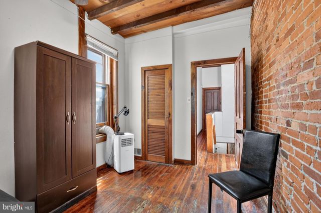 4107 LUDLOW ST, Philadelphia, PA 19104