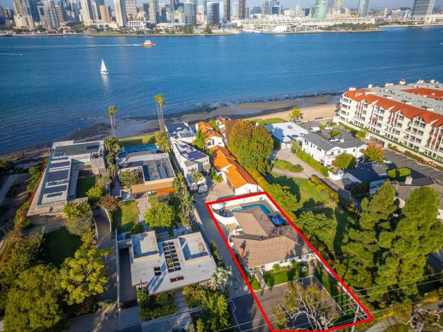 909 1st St, Coronado, CA 92118