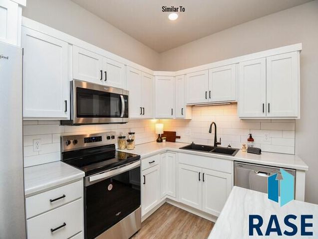 6103 S Alki Pl Place, Sioux Falls, SD 57108