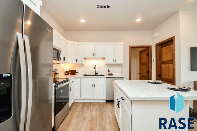 6103 S Alki Pl Place, Sioux Falls, SD 57108