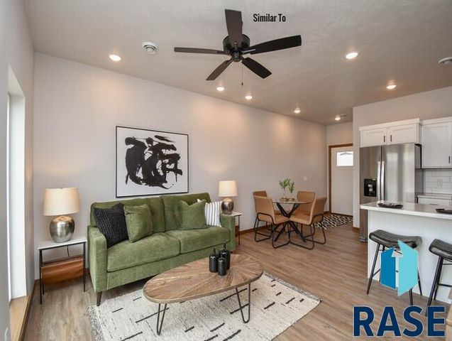 6103 S Alki Pl Place, Sioux Falls, SD 57108