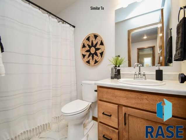 6103 S Alki Pl Place, Sioux Falls, SD 57108