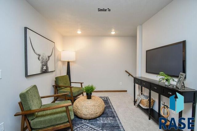 6103 S Alki Pl Place, Sioux Falls, SD 57108