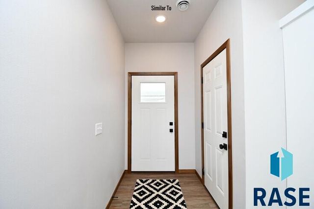 6103 S Alki Pl Place, Sioux Falls, SD 57108