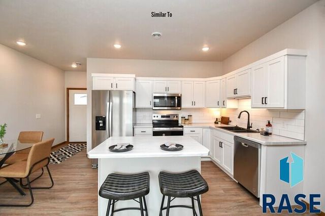 6103 S Alki Pl Place, Sioux Falls, SD 57108